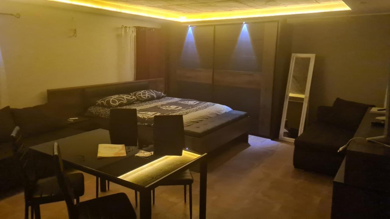 Studio Apartment Doki Basement Pula Exterior foto